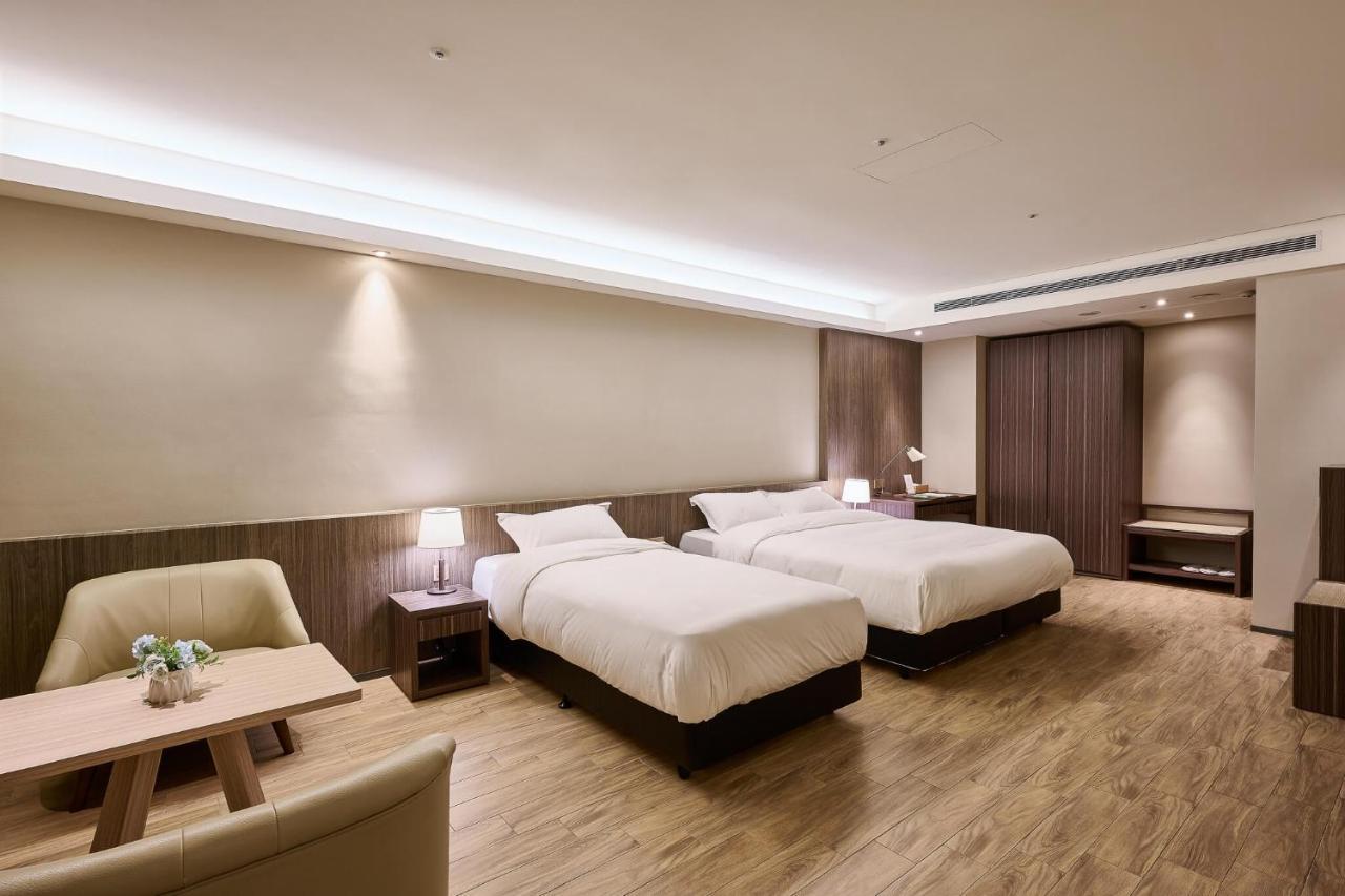 לודונג Cuncyue Hot Spring Resort מראה חיצוני תמונה Deluxe Room