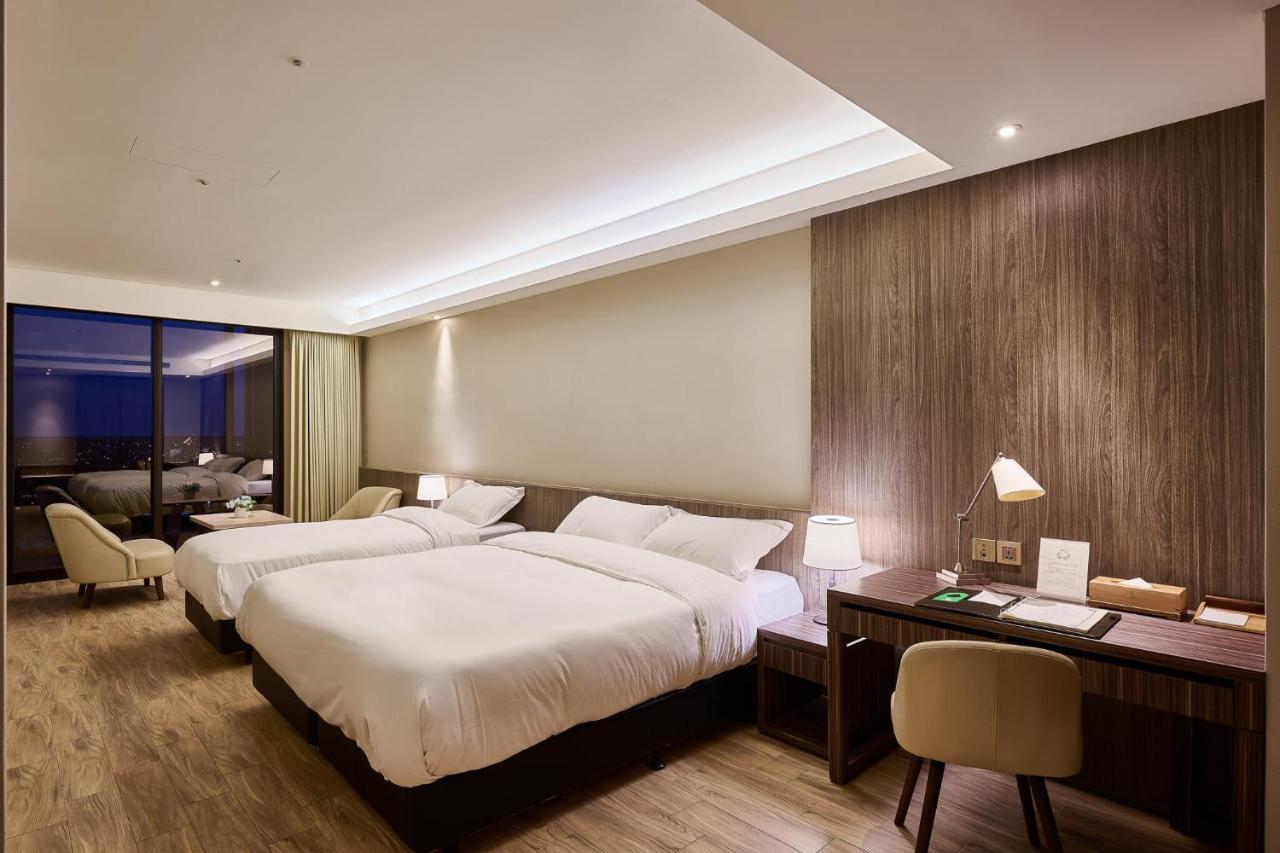לודונג Cuncyue Hot Spring Resort מראה חיצוני תמונה Deluxe Room