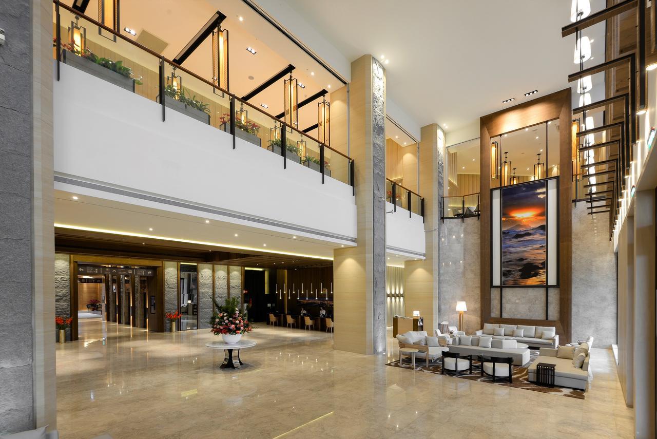 לודונג Cuncyue Hot Spring Resort מראה חיצוני תמונה Lobby
